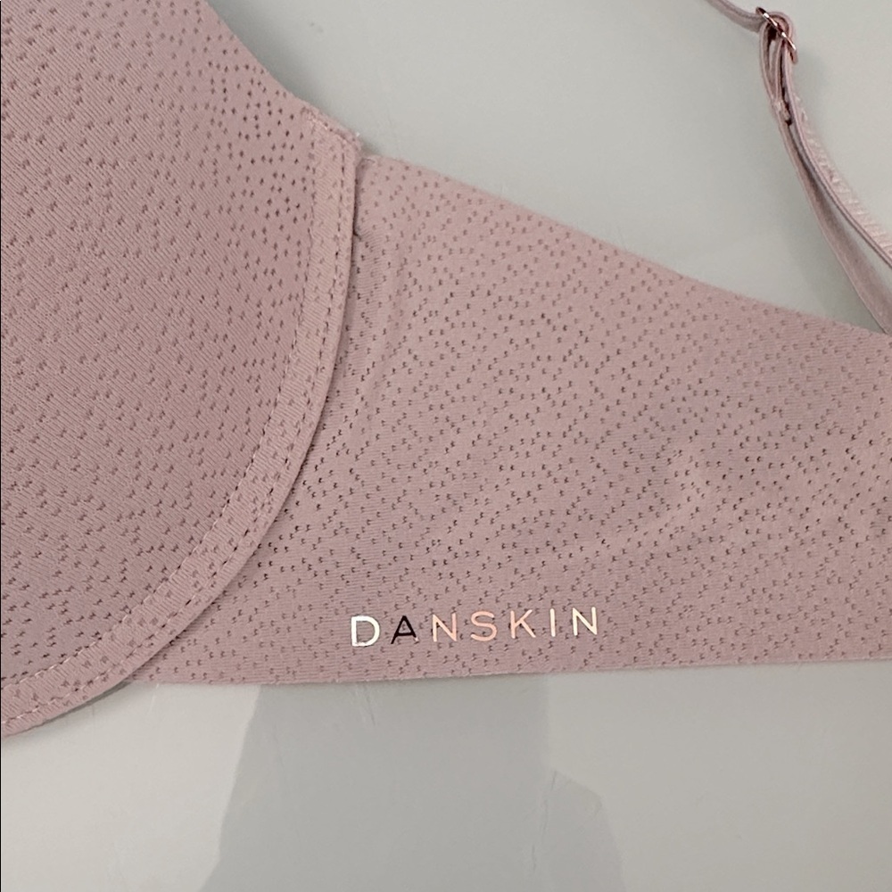 NWOT Danskin Sleek and Smooth Push Up Bra - Picture 2 of 5